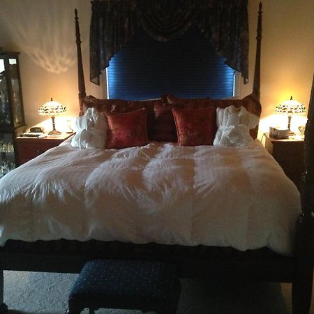 Eagle'S Nest B&B Lake Country Номер фото