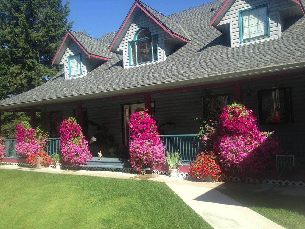 Eagle'S Nest B&B Lake Country Экстерьер фото